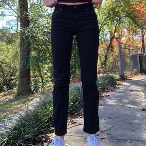 Black Levis mom pants/jeans( 511 slim)👑